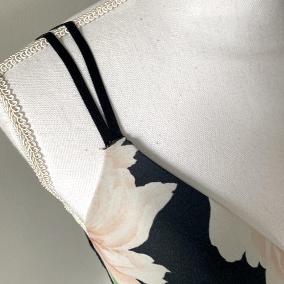 SOMA EMBRACEABLE PERFECT COVERAGE ENCHANTING LACE WING BRA - NWT - Picture 3 of 8